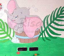 poslikava otro�ke sobice Slon�ek Dumbo